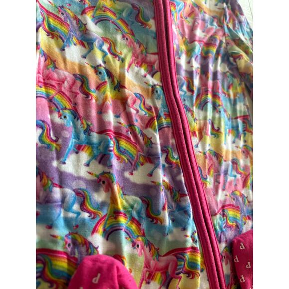 Posh Peanut x Lisa Frank Markie Magic Convertible Sleeper Size 3-6 Mos EUC - Picture 5 of 6